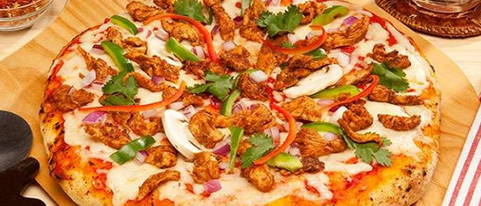 Chicken Tikka Begum Bahar Pizza  12" 